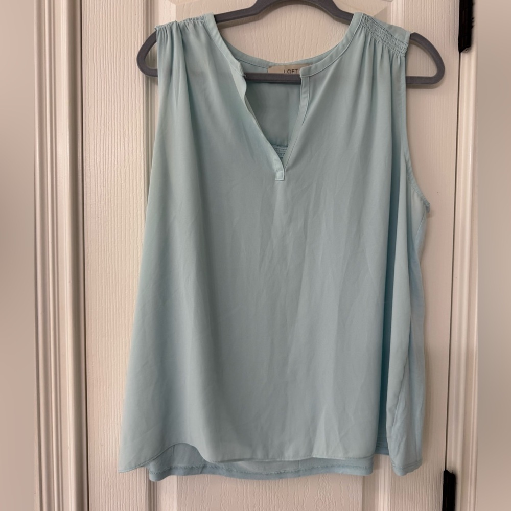 LOFT Light Blue Sleeveless Top - XL
